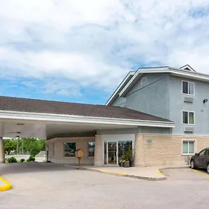 3* Hotel Super 8 By Wyndham West