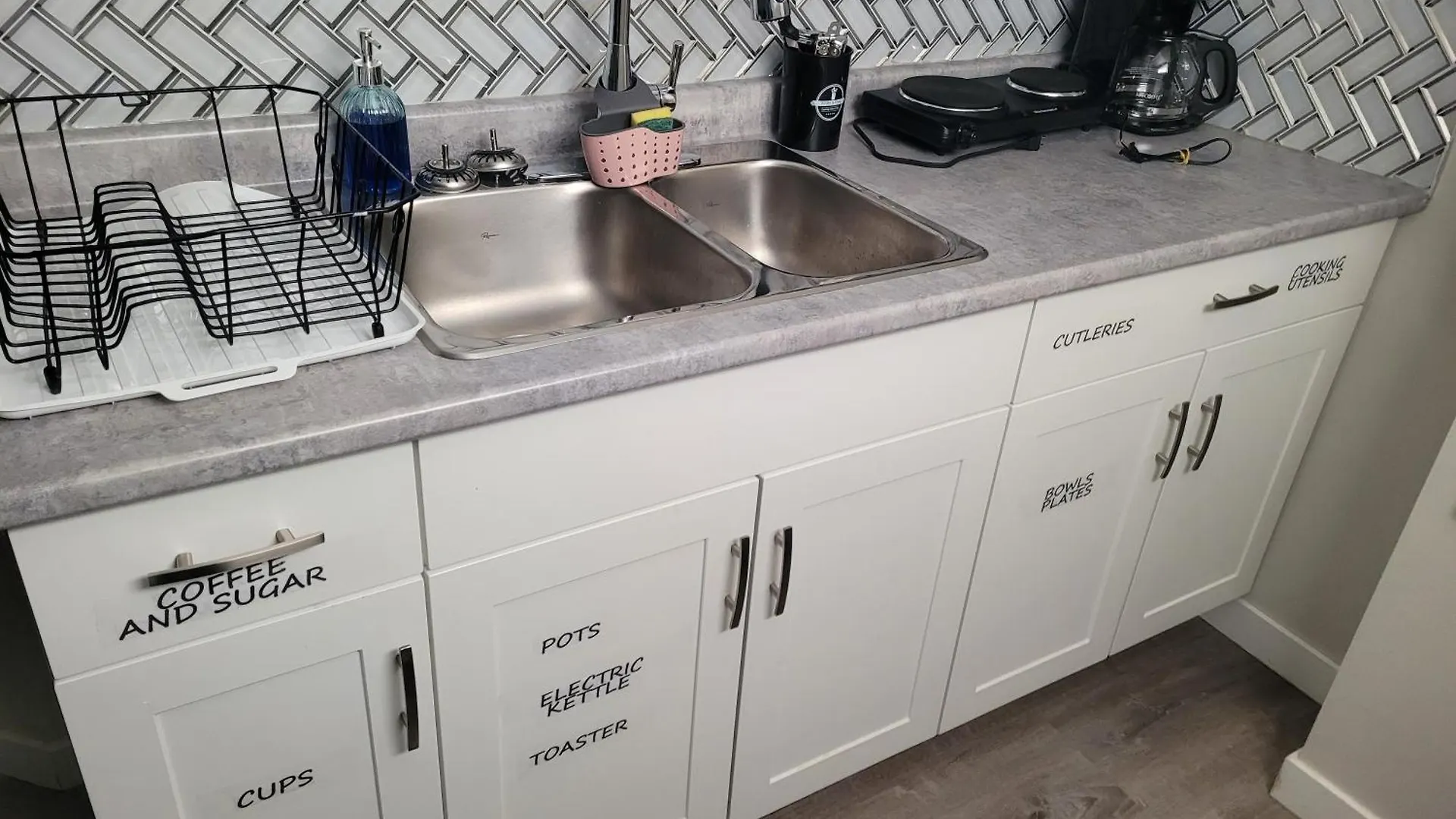 Winnipeg Radiant Home Guest house